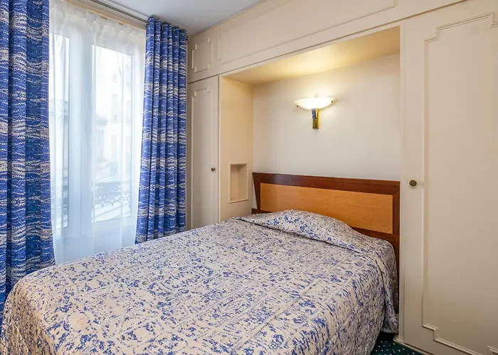 Terminus Montparnasse Paryż