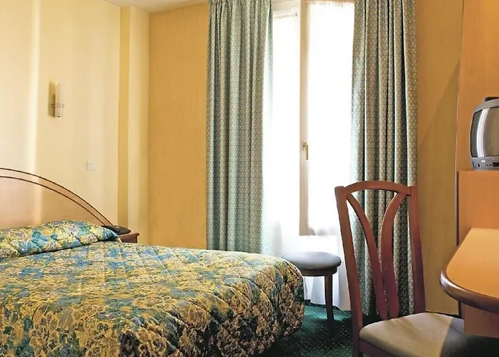 Hotel Terminus Montparnasse Paryż