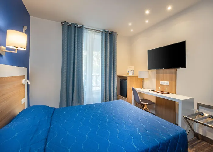 Hotel Terminus Montparnasse 3*