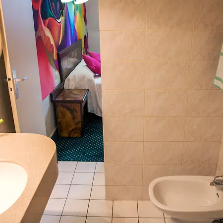 Terminus Montparnasse Hotell 3*