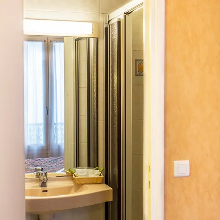 Terminus Montparnasse 3*