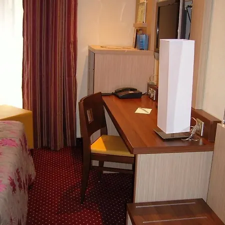 Terminus Montparnasse 3*