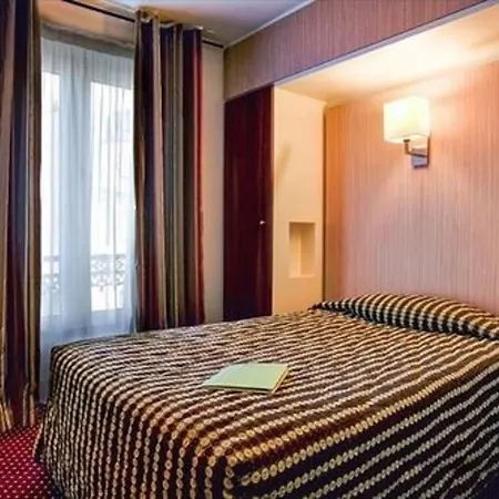 Terminus Montparnasse 3* Párizs