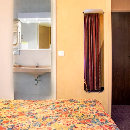 Terminus Montparnasse Paryż